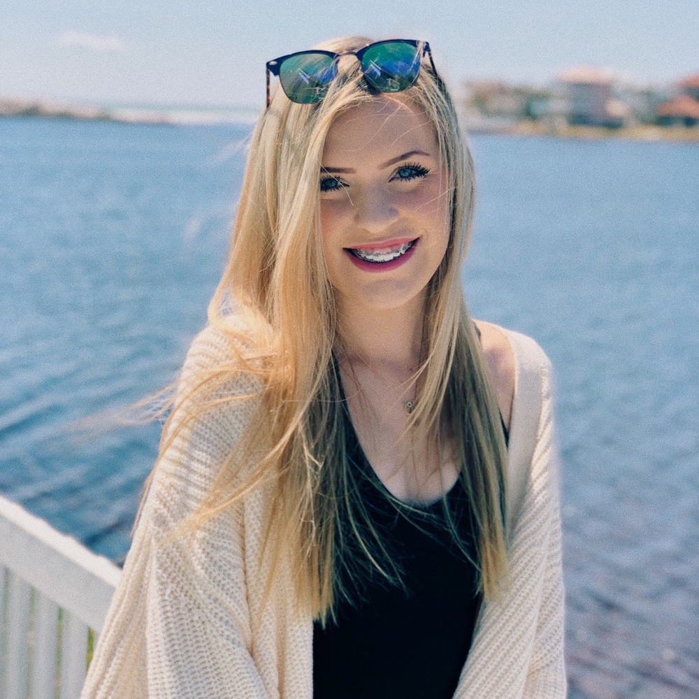 Meet your Posher, Olivia